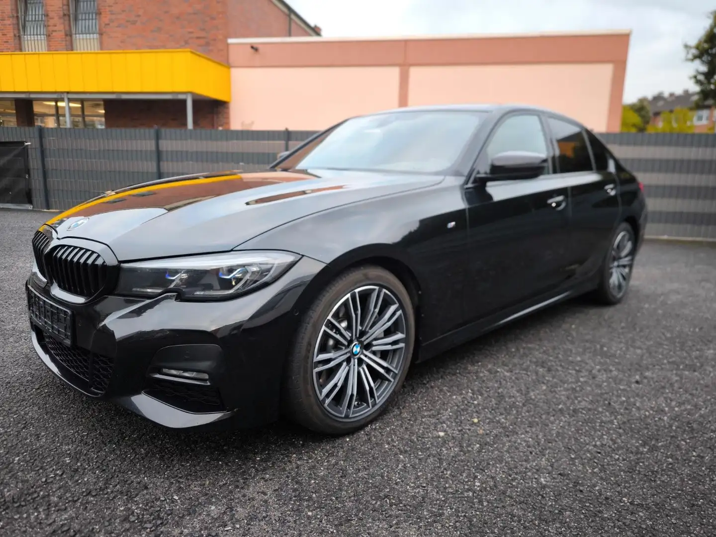 BMW 330 d M Sport Laser-H&K-Shadow Line Noir - 1