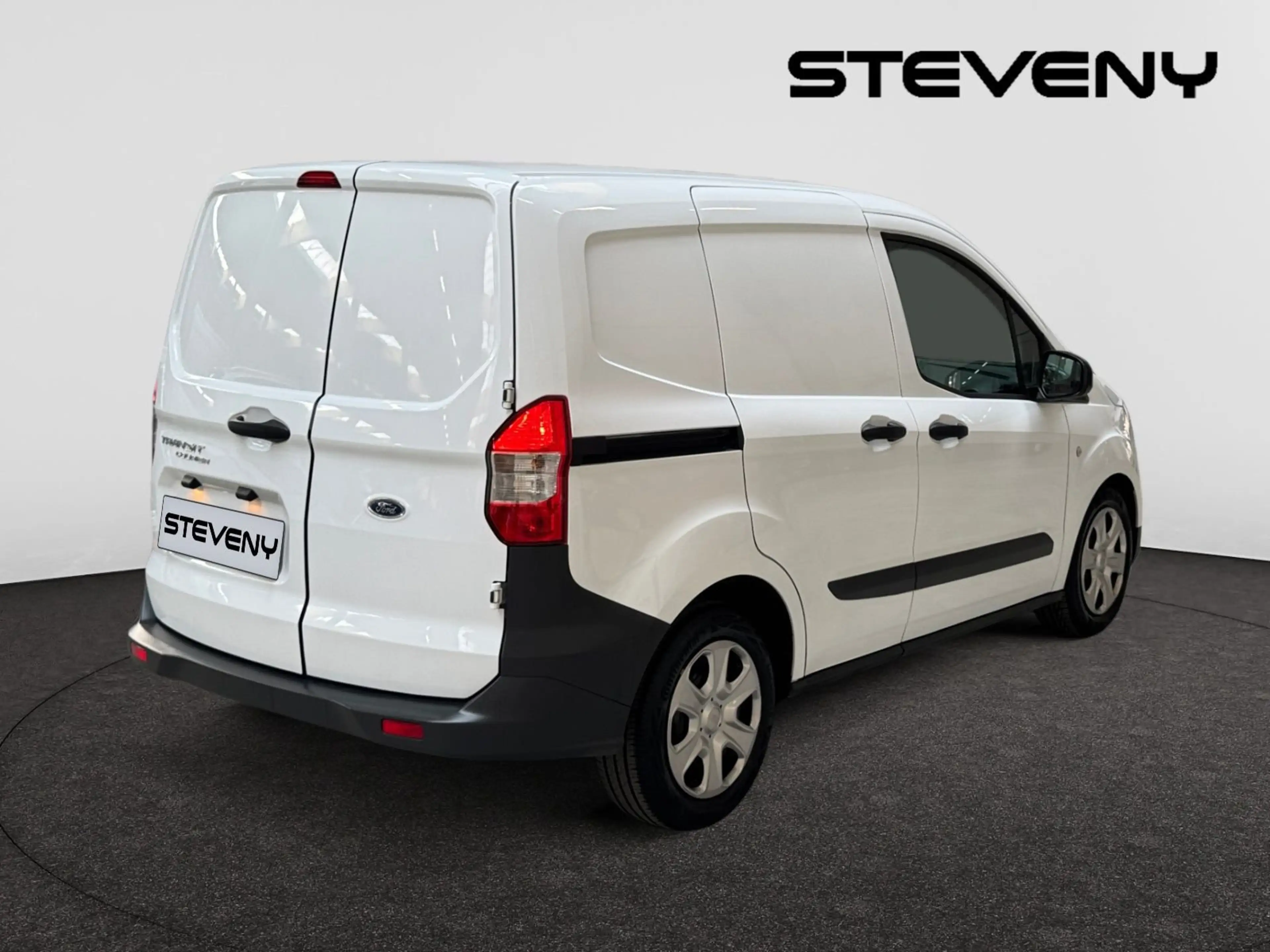 Ford Transit Courier Trend 1.5 TDCi 75ch Démo — photo 3