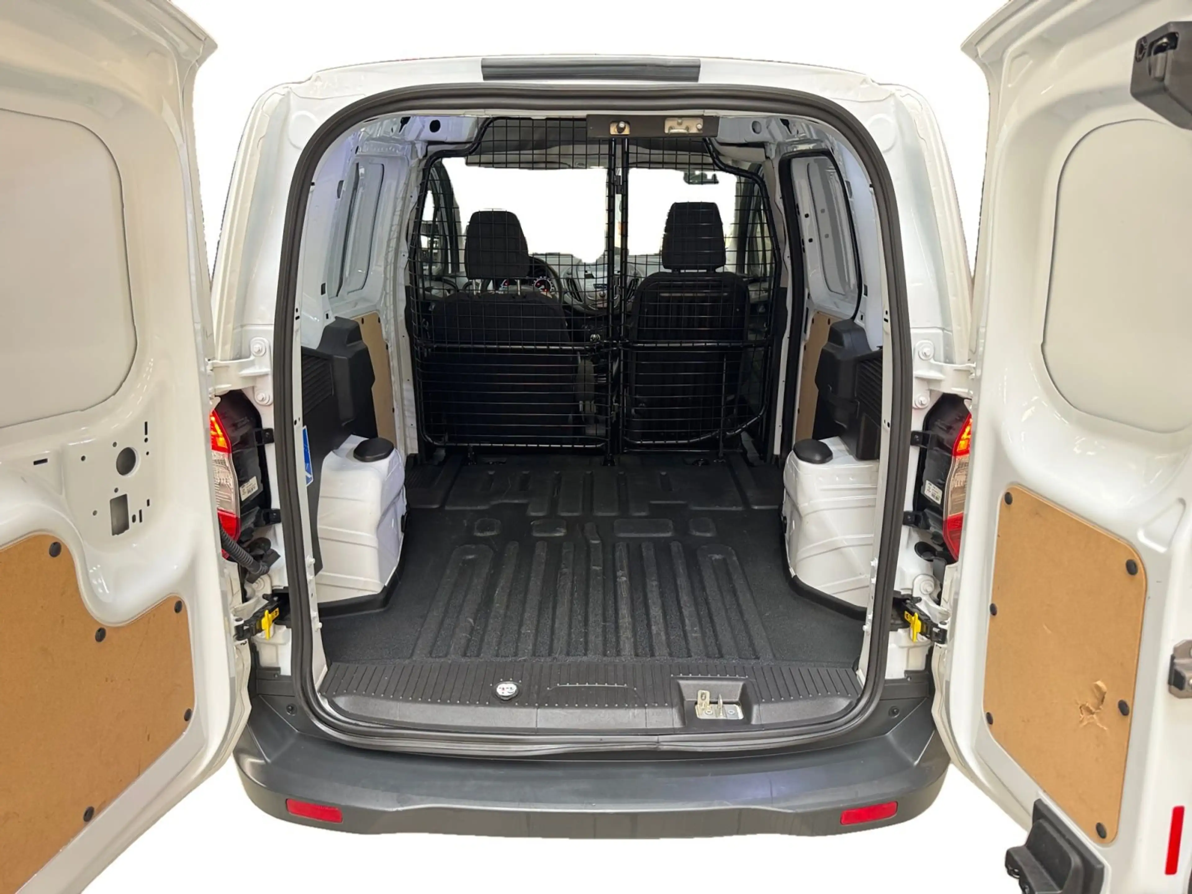 Ford Transit Courier Trend 1.5 TDCi 75ch Démo — photo 6