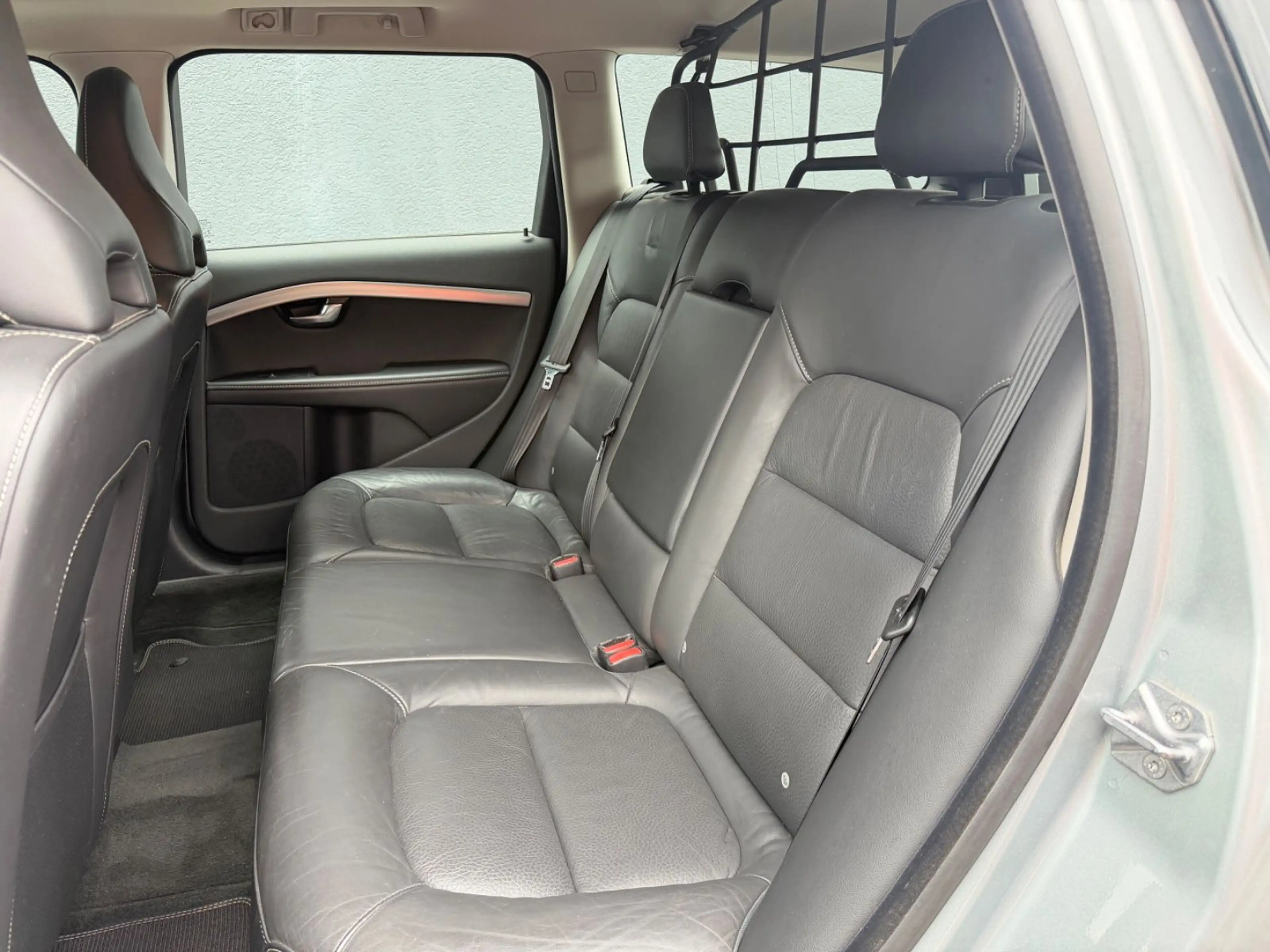 Volvo XC70 AWD Black Edition Nav Leder Xen S-Dach AHK — photo 9
