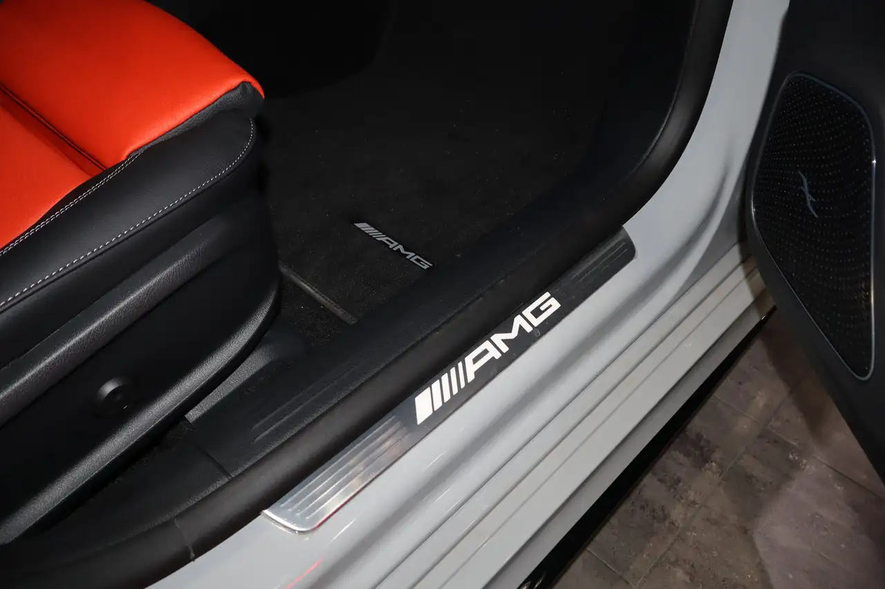 Mercedes-Benz CLA снимка Mercedes-Benz CLA