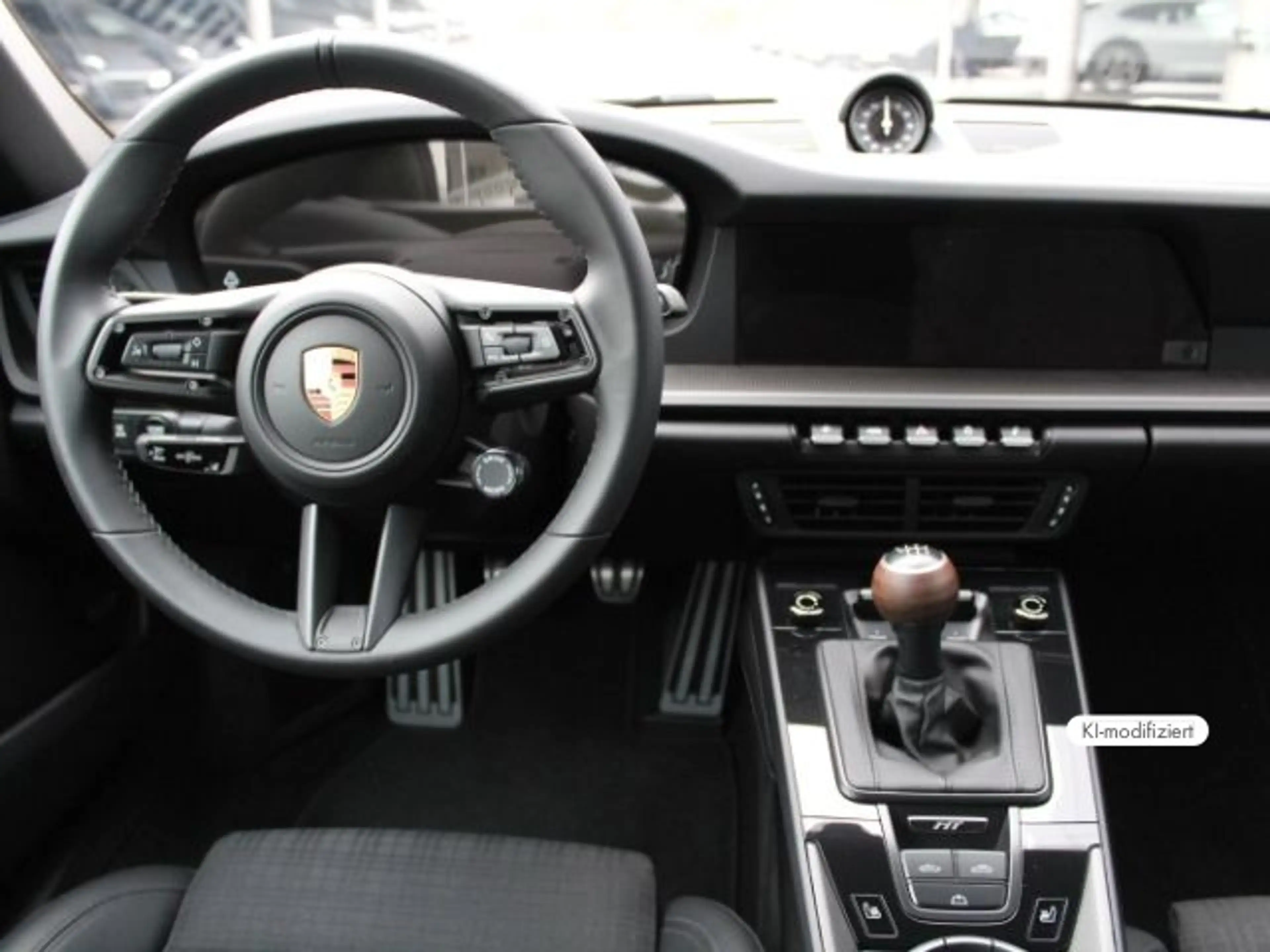 Porsche 992 -2 (911) Carrera T Cabriolet — photo 4