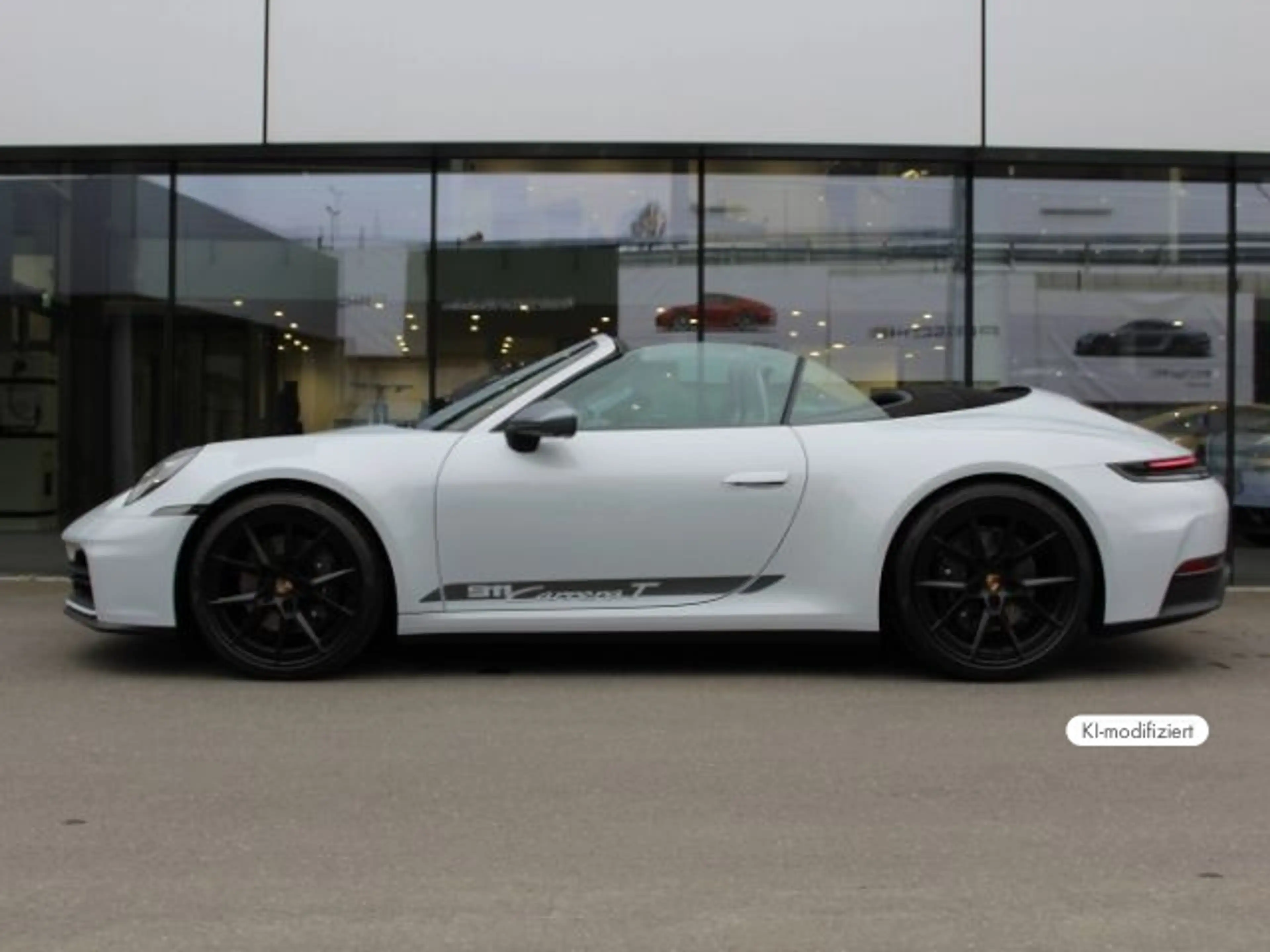 Porsche 992 -2 (911) Carrera T Cabriolet — photo 15
