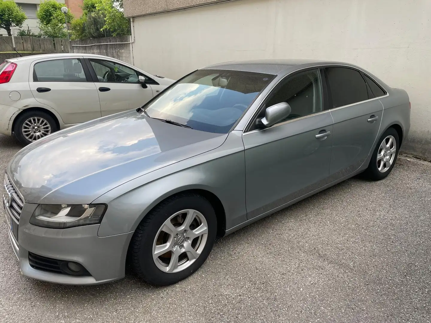 Audi A4 Audi A4 2.0 TDIe 136 CV F.AP. Advanced - 2011 Grigio - 1
