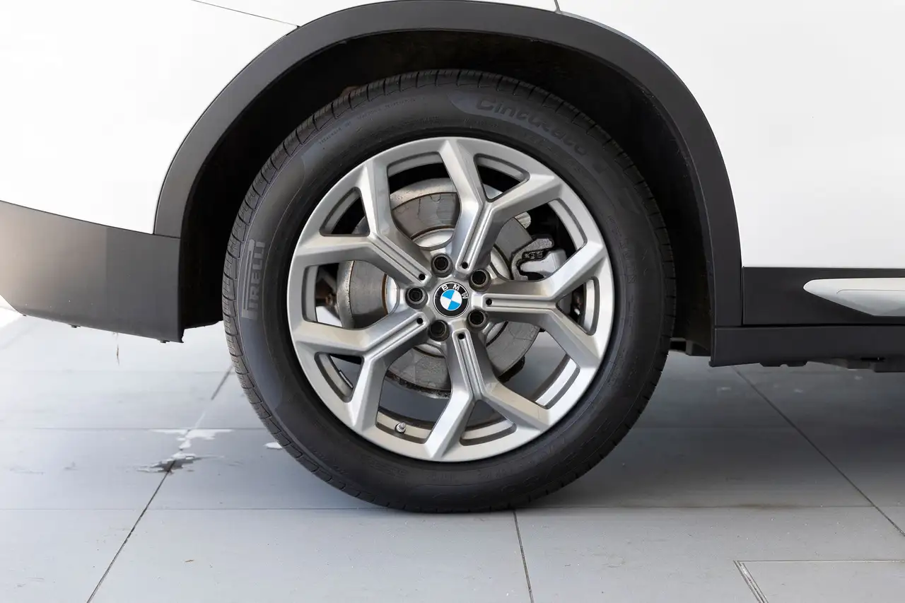 BMW X3 photo BMW X3