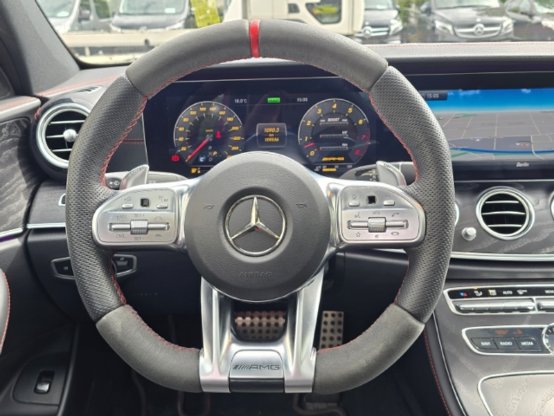 Mercedes-Benz E 53 AMG 4 Matic+ — photo 12