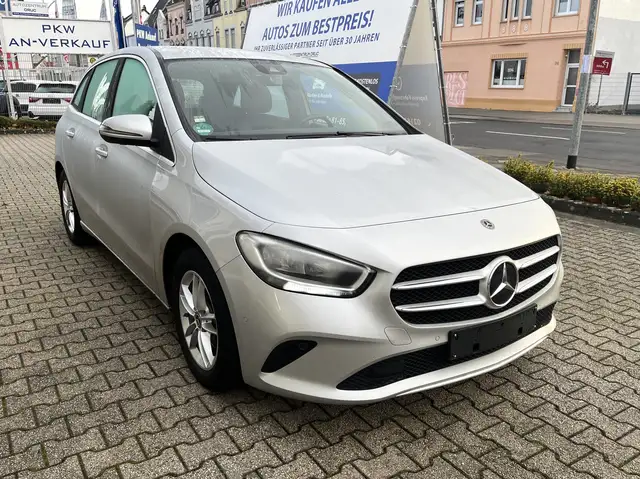 Mercedes-Benz B 180 Progressive *Navi*Virtual*PDC*