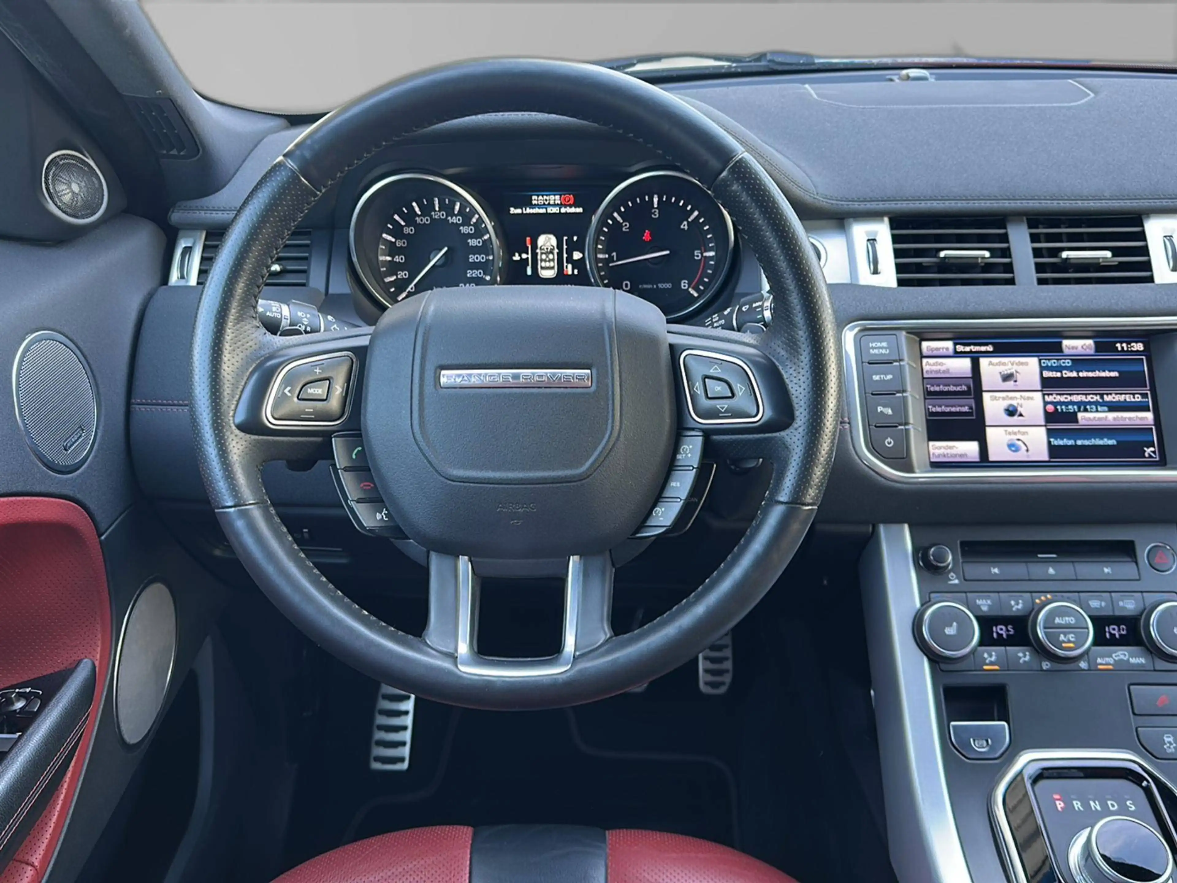Land Rover Range Rover Evoque Dynamic — photo 15