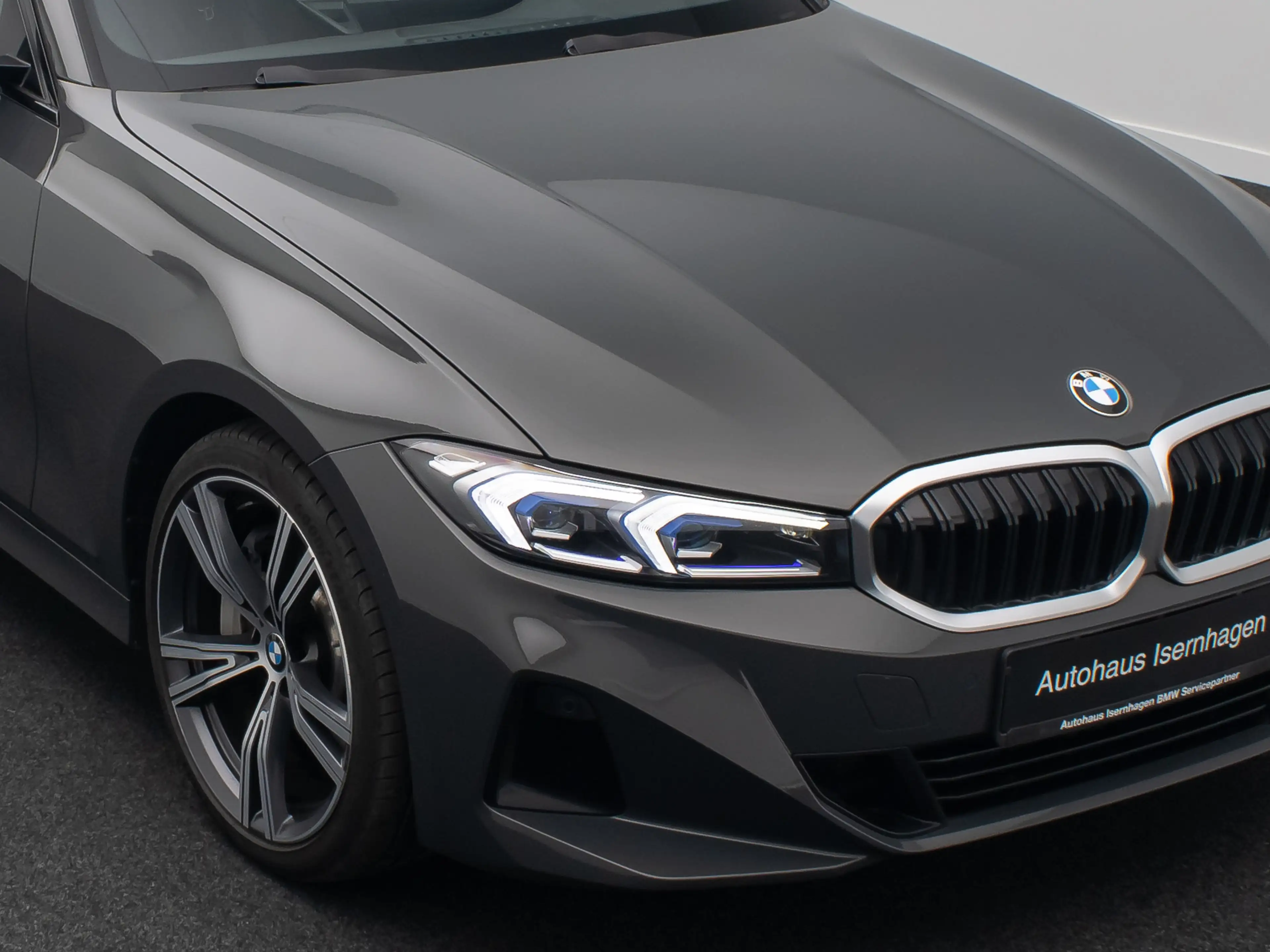BMW 330 Komfort DAB HiFi Leder M Sport 19Zoll — photo 18