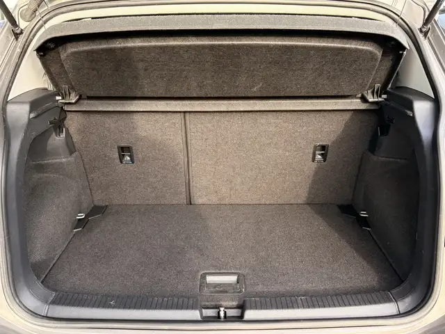 Volkswagen T-Cross view 13