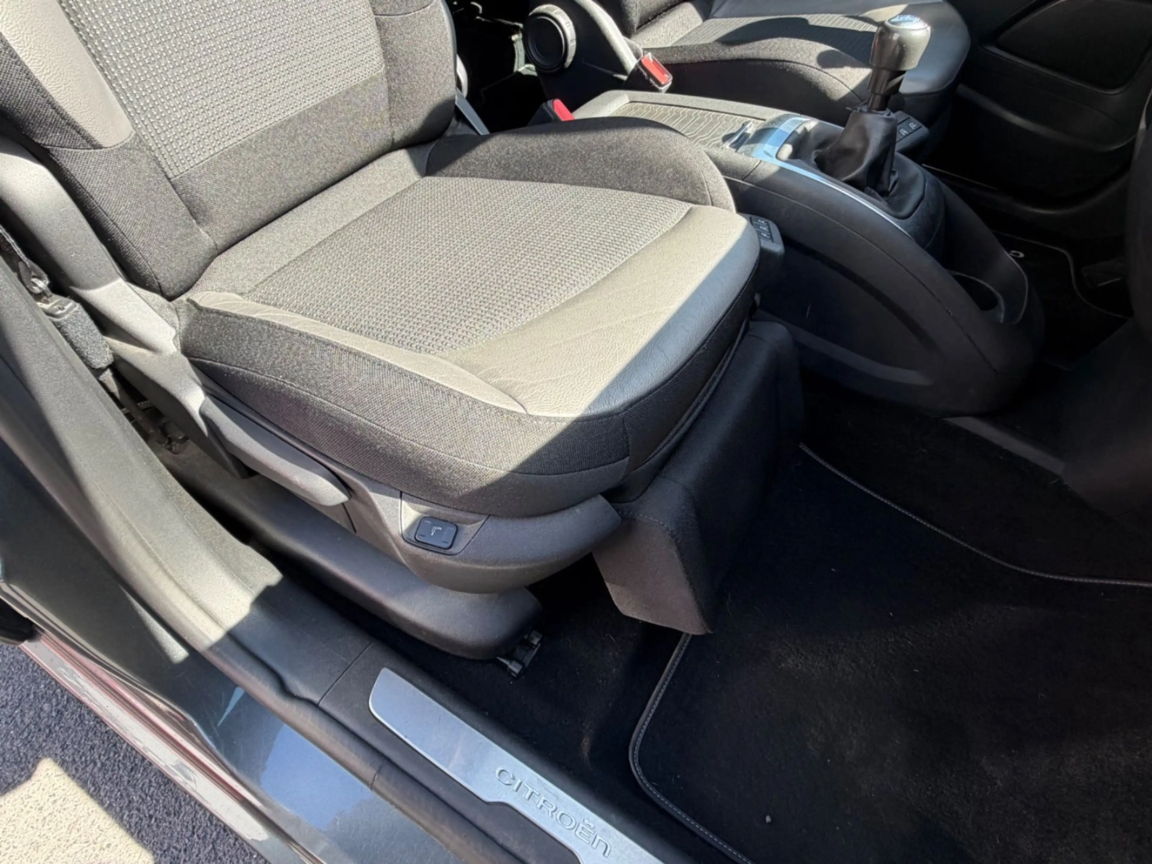 Citroen Grand C4 Picasso /Spacetourer Exclusive — photo 11