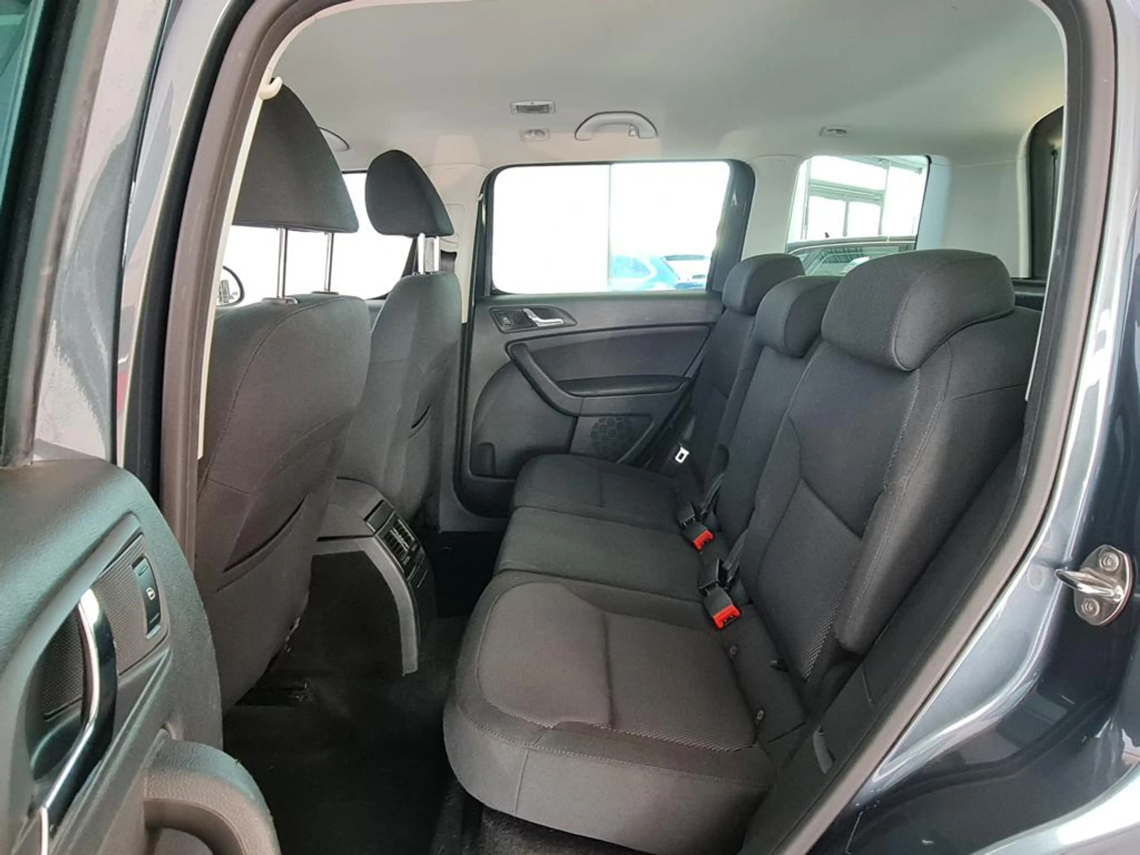 Skoda Yeti Ambition Outdoor, 1.Hand, unfallfrei, PDC, Scheckheftgepflegt — photo 15