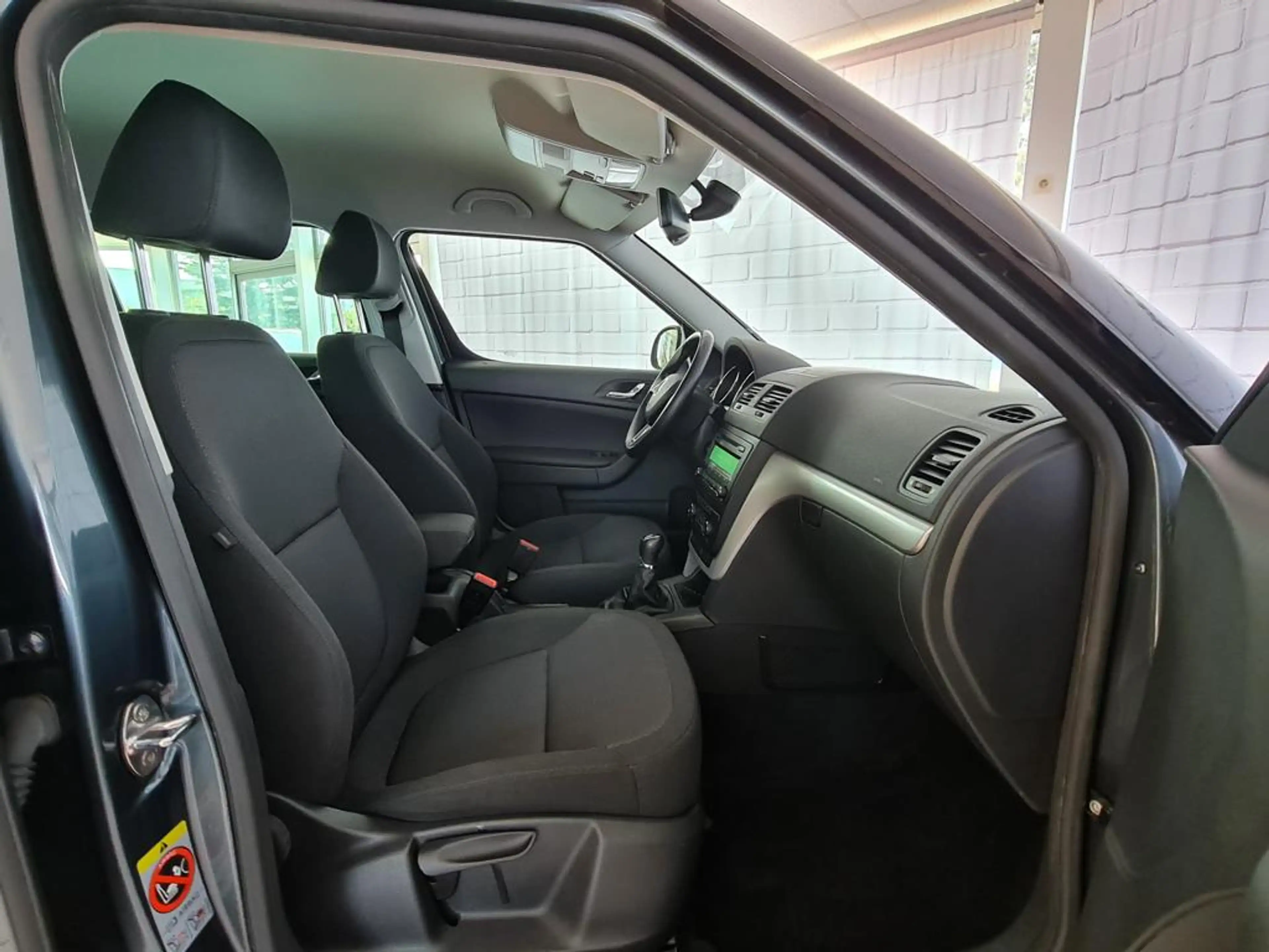 Skoda Yeti Ambition Outdoor, 1.Hand, unfallfrei, PDC, Scheckheftgepflegt — photo 10