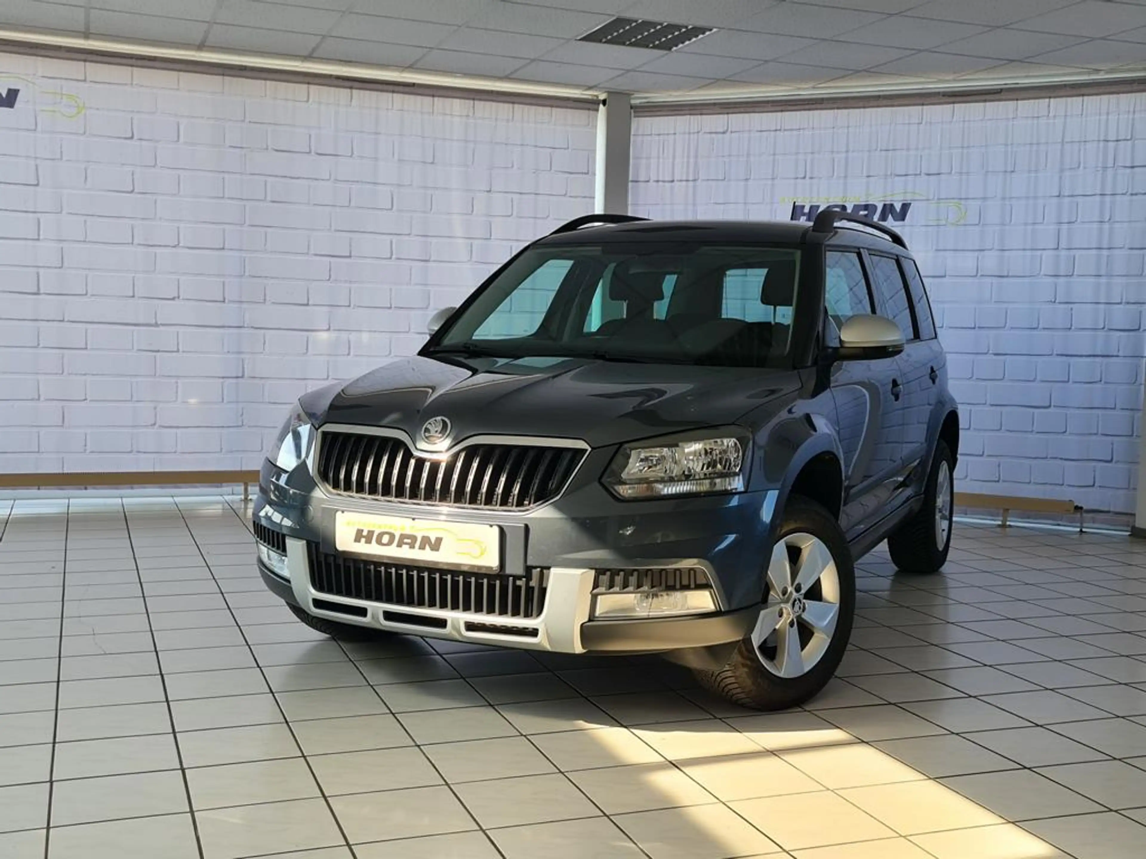 Skoda Yeti Ambition Outdoor, 1.Hand, unfallfrei, PDC, Scheckheftgepflegt — photo 3