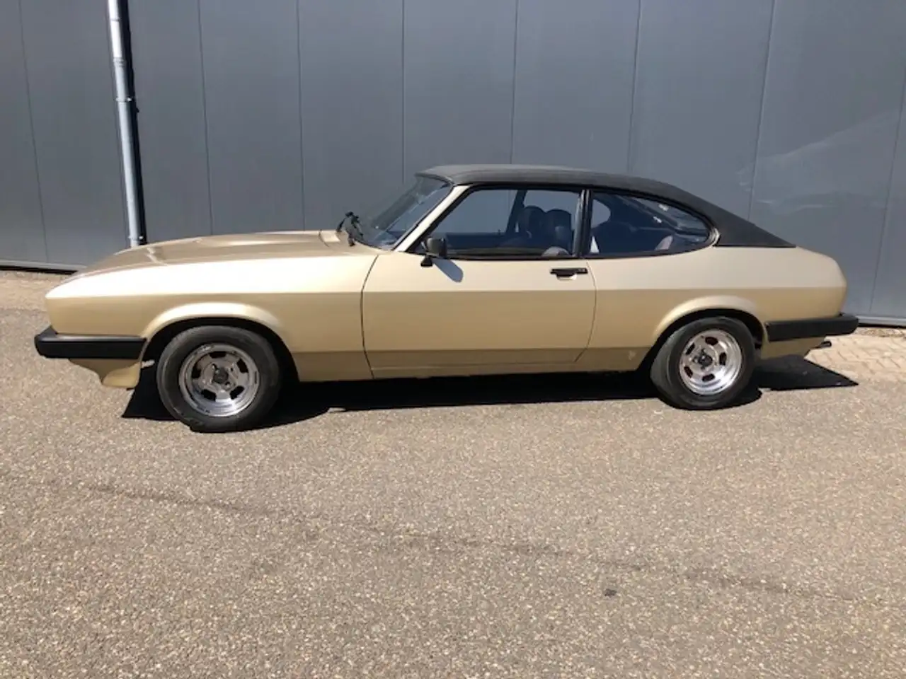 Ford Capri 1.6 GL Automaat, foto 12