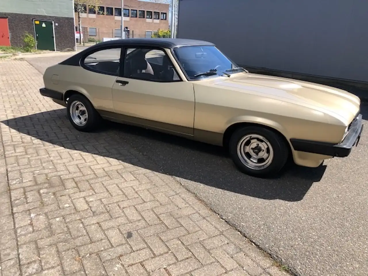 Ford Capri 1.6 GL Automaat, foto 6