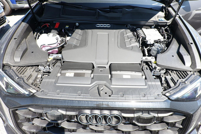 Audi Q8 S line 2xS AssistenzP+ 22Z Laser Pano B&O Leder... — photo 12