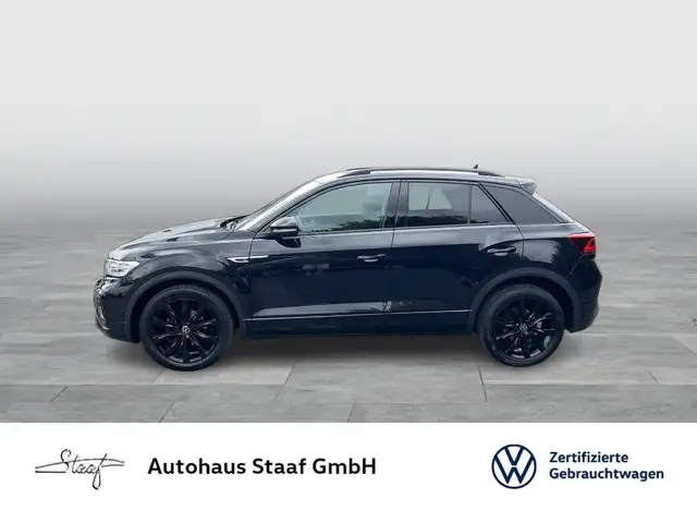 Volkswagen T-Roc view 2