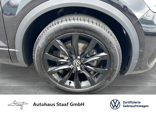 Volkswagen T-Roc view 7