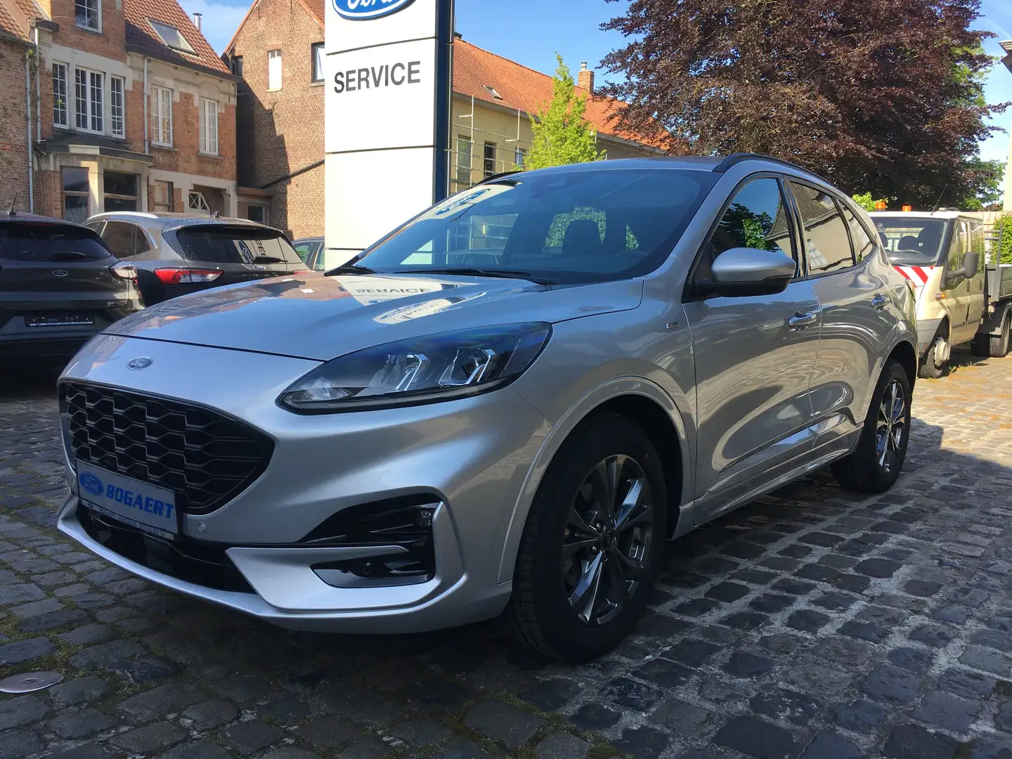 Ford Kuga 2.0 TDCi EB FWD MHEV ST-Line (EU6d) Argent - 1