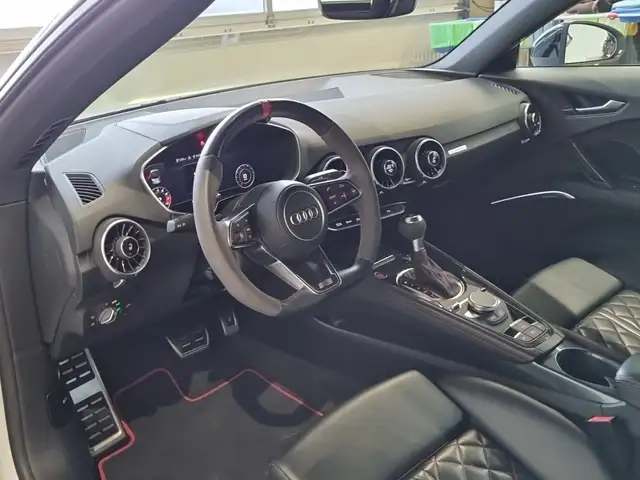 Audi TT Audi TTS Roadster quattro Ansicht 8