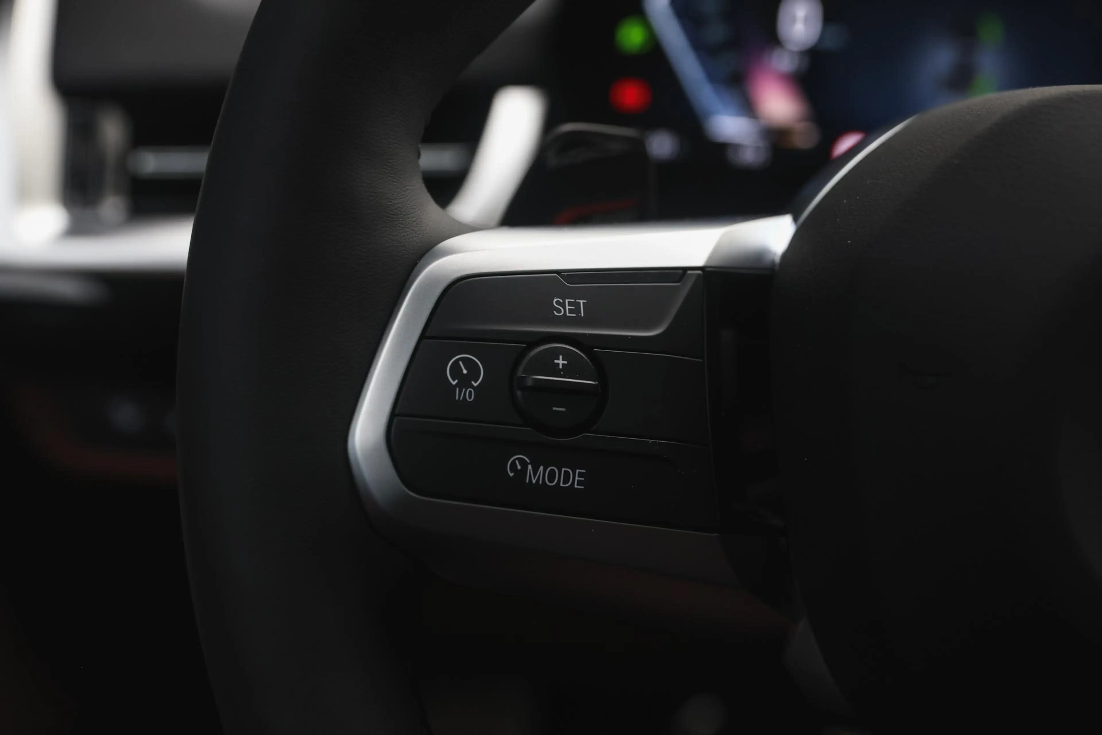 BMW iX2 eDrive20 M Sport / Panoramadak / Sportstoelen / M — photo 15