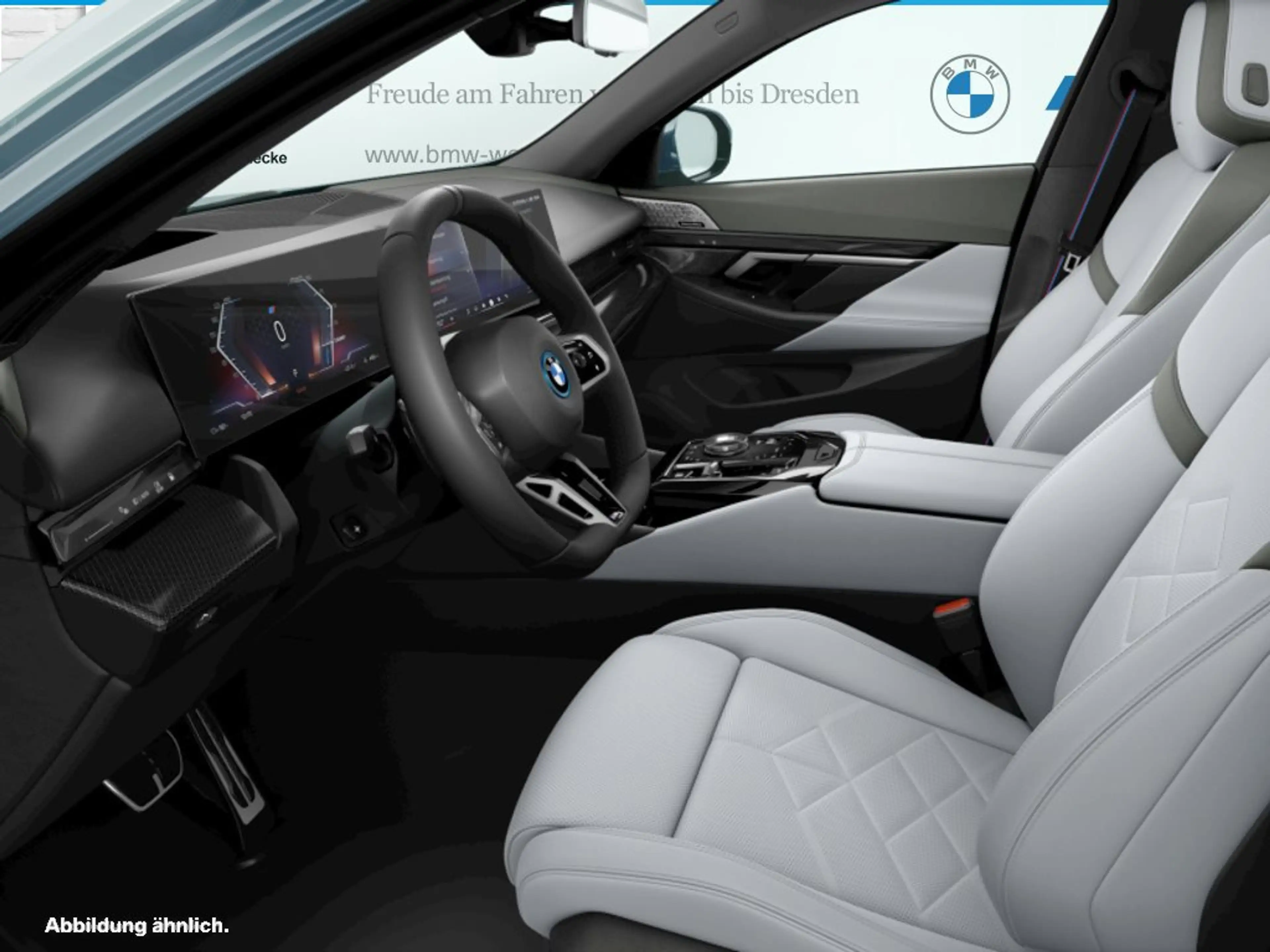 BMW i5 eDrive40 Touring — photo 3