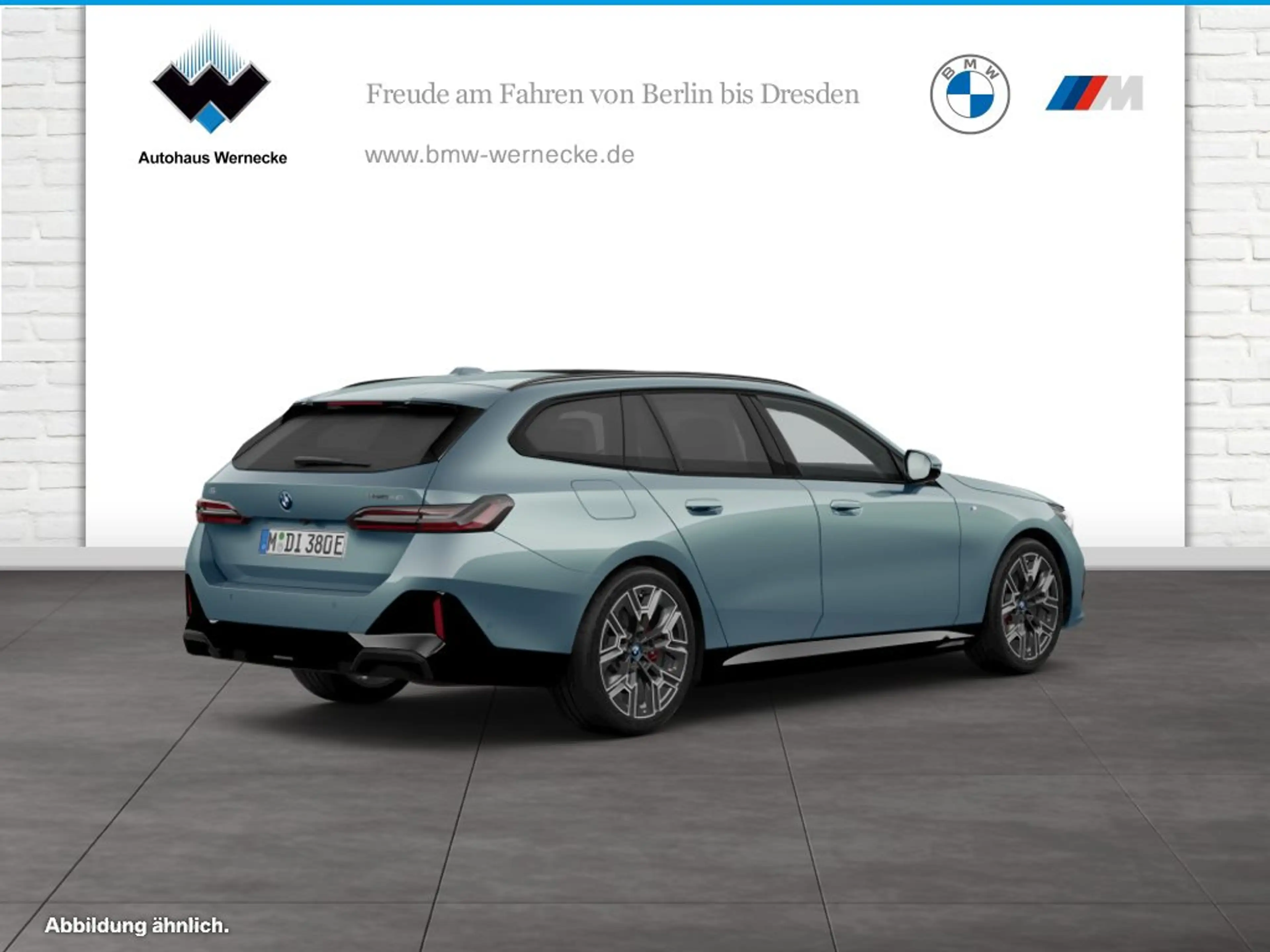 BMW i5 eDrive40 Touring — photo 2