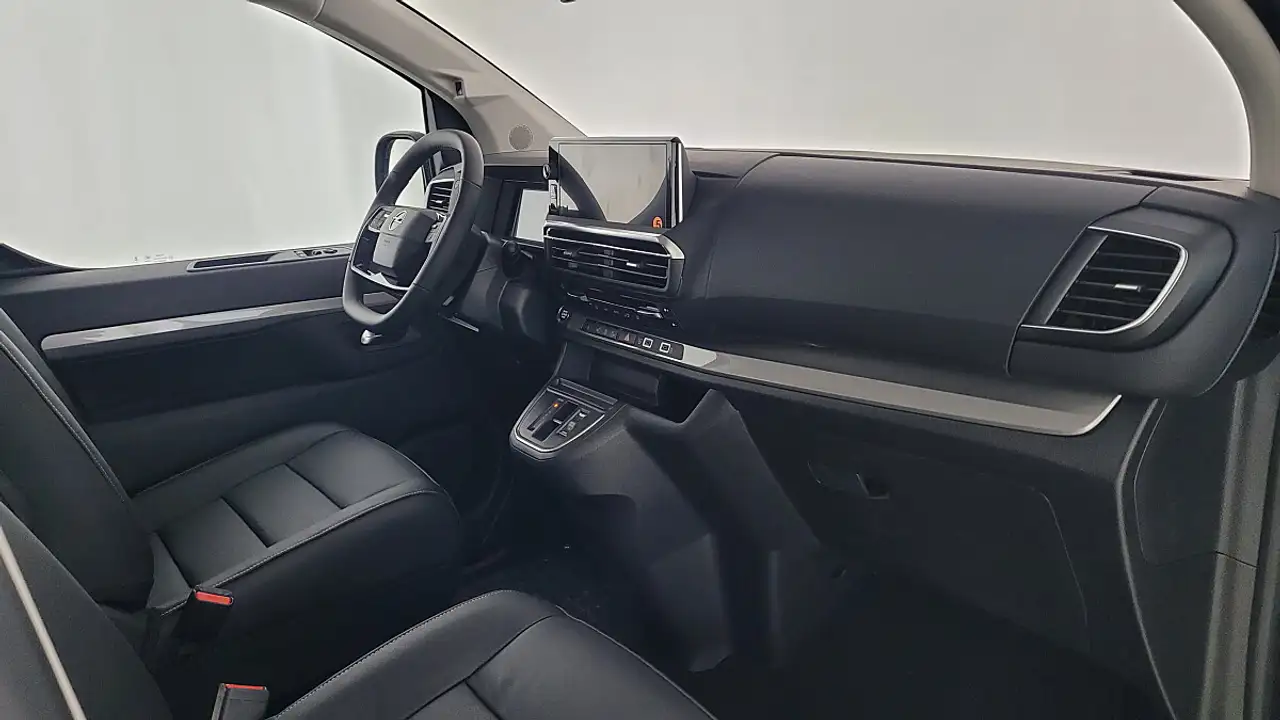 Opel Zafira 2026 — фото 6