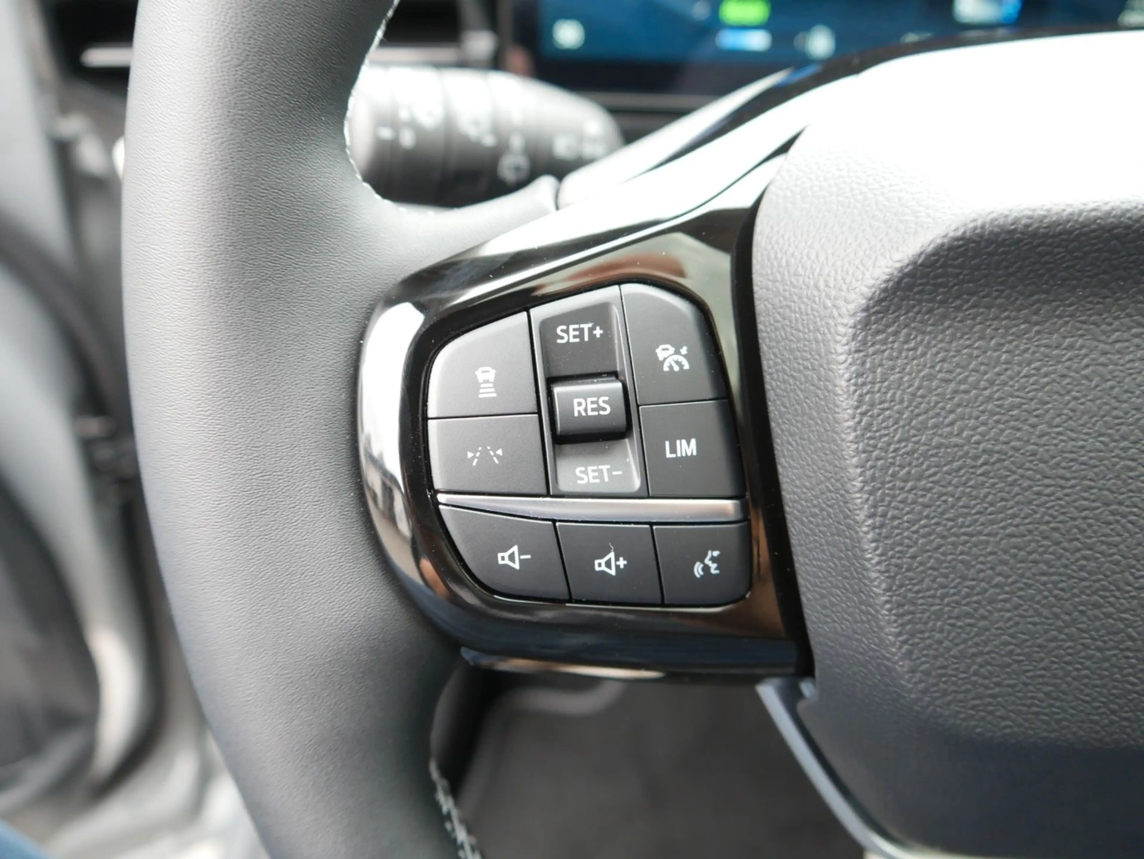 Ford Puma Gen-E Premium + Winter + Panorama-Dach — photo 15