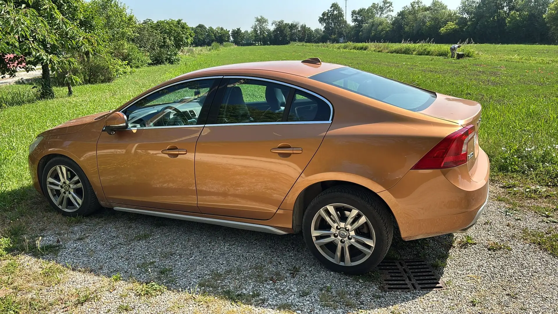Volvo S60 S60 II 2010 2.0 d4 ved (d3) Momentum geartronic Bronzo - 1
