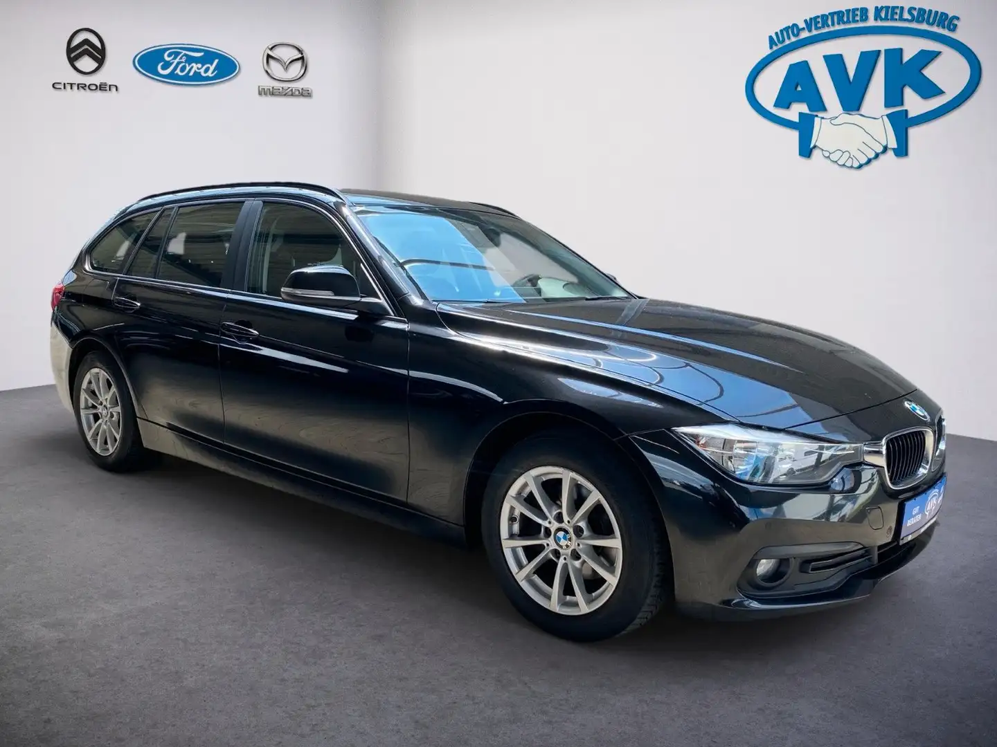 BMW 318 Baureihe 3 Touring 318 d Advantage, AHK Schwarz - 1