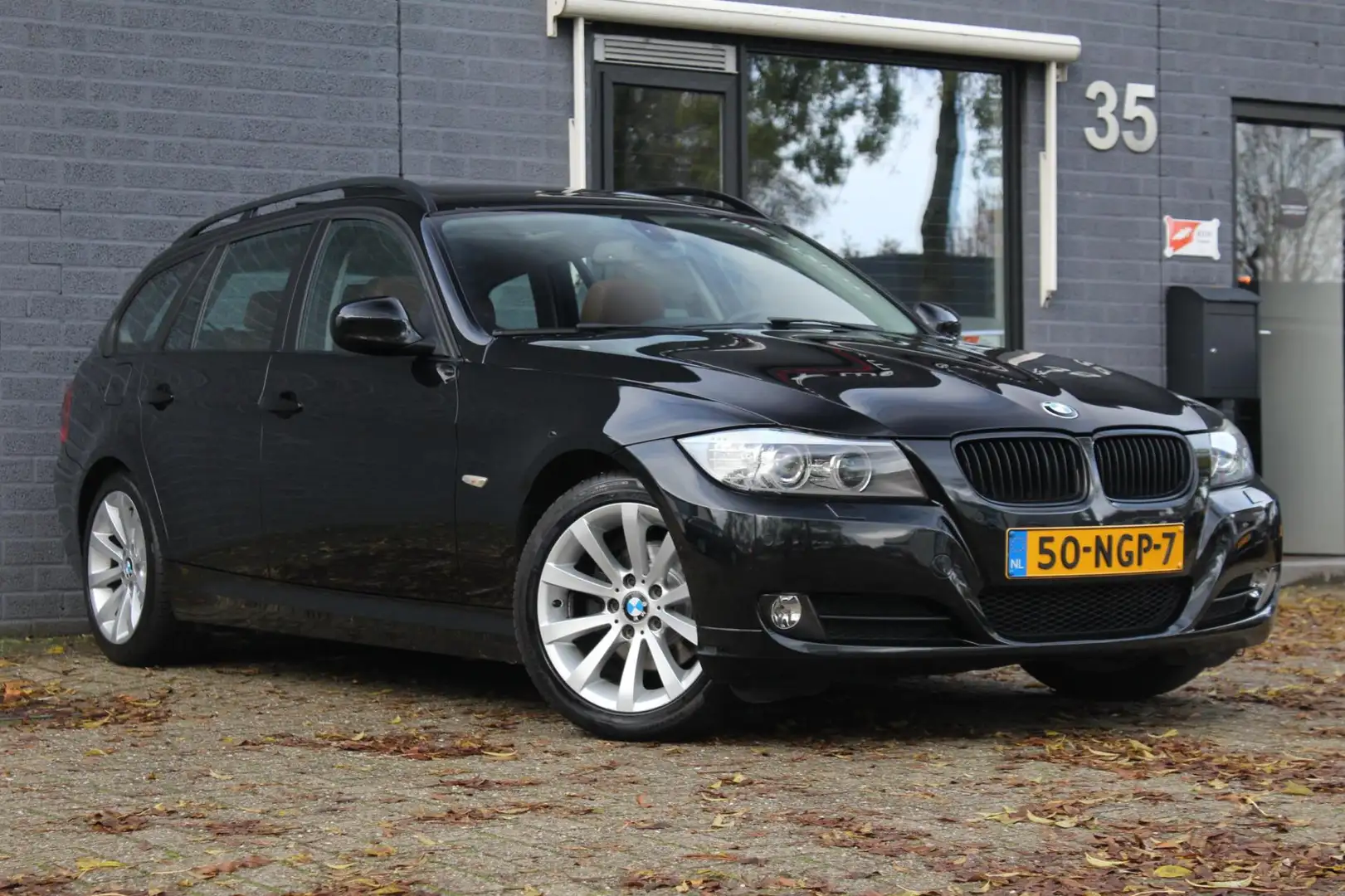 BMW 318 3-serie Touring 318i High Executive Leder, Trekhaa Schwarz - 2
