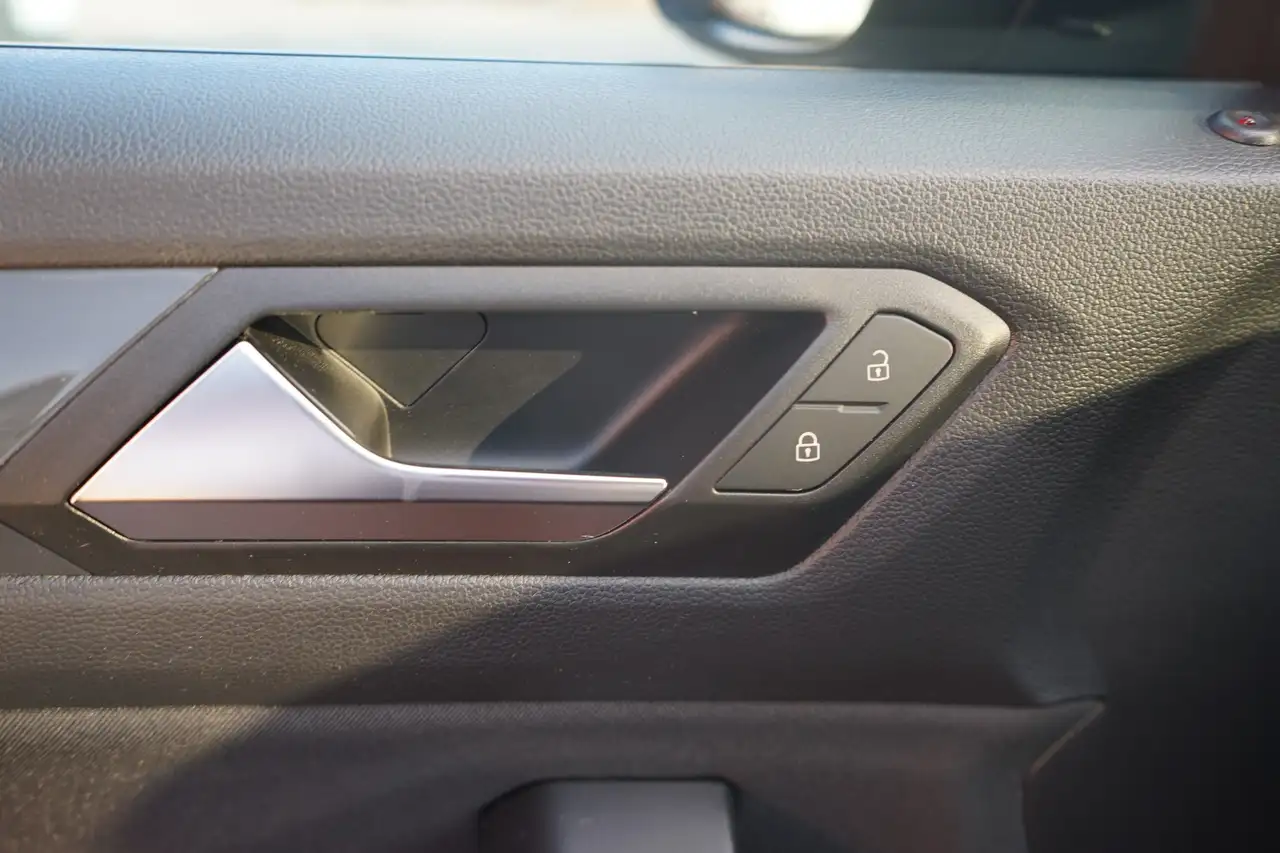 Volkswagen T-Roc 1.5 16V TSI Active LED Navi Keyless-Go, миниатюра 25
