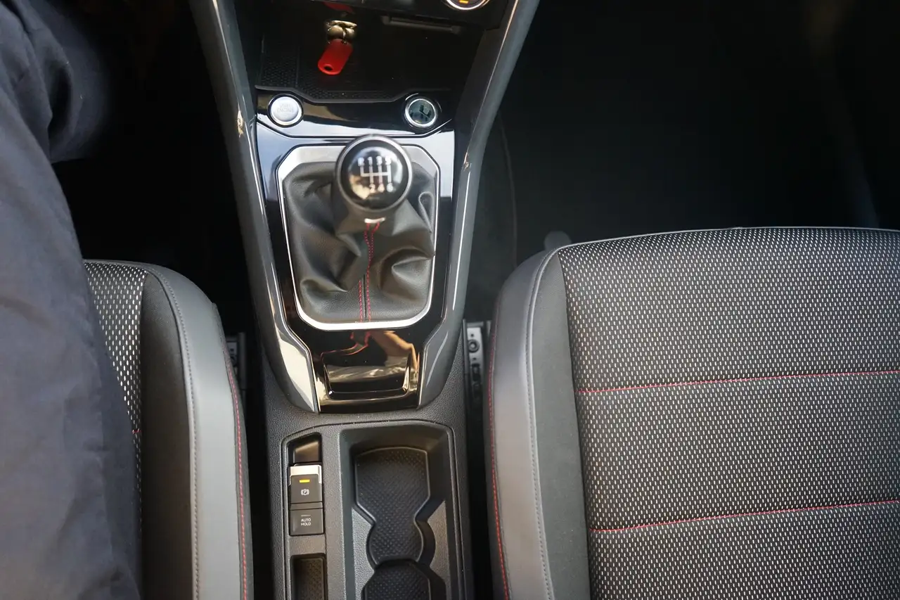 Volkswagen T-Roc 1.5 16V TSI Active LED Navi Keyless-Go, миниатюра 23