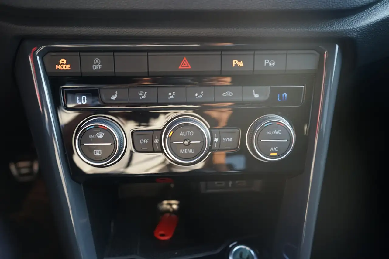 Volkswagen T-Roc 1.5 16V TSI Active LED Navi Keyless-Go, миниатюра 22