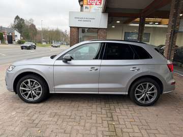 Q5 PHEV 50 TFSi e Quattro SPORT S LINE S tronic