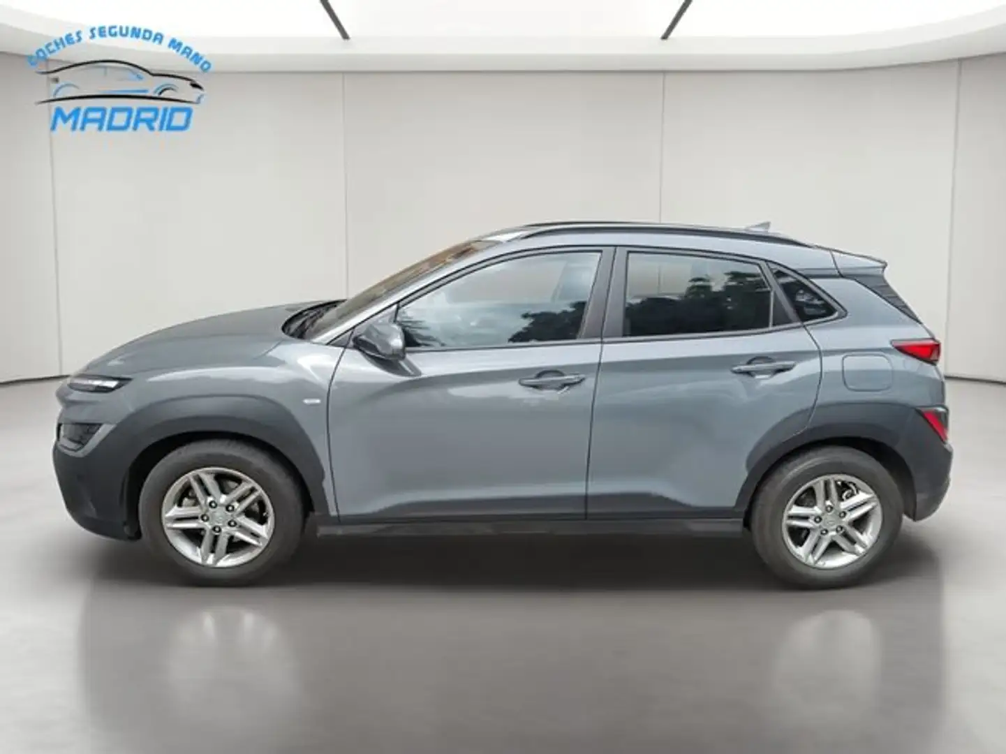Hyundai KONA Maxx Mild-Hybrid 2WD Gris - 2