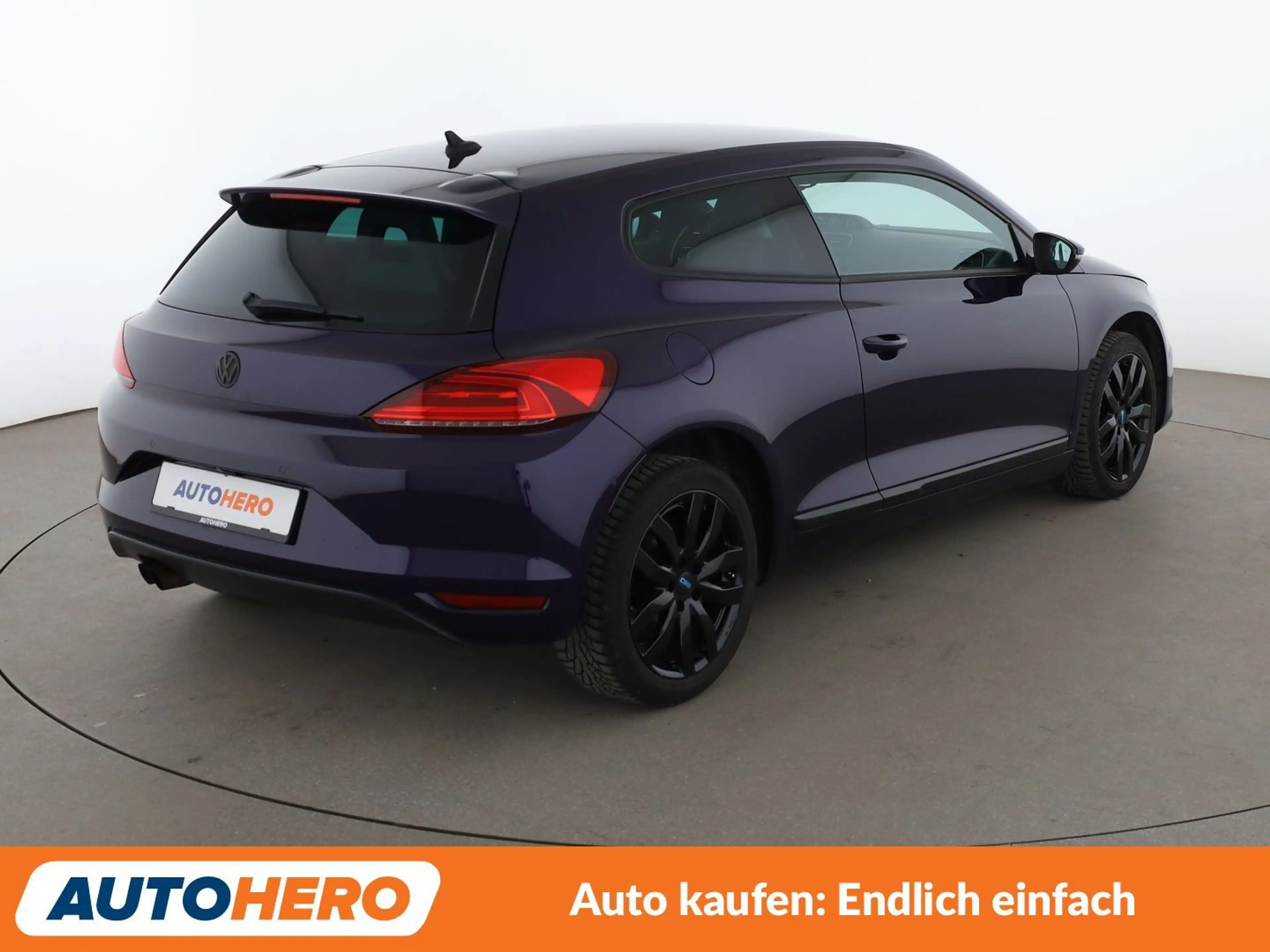 Volkswagen Scirocco 2.0 TSI BMT*XENON*TEMPO*CAM* — photo 6
