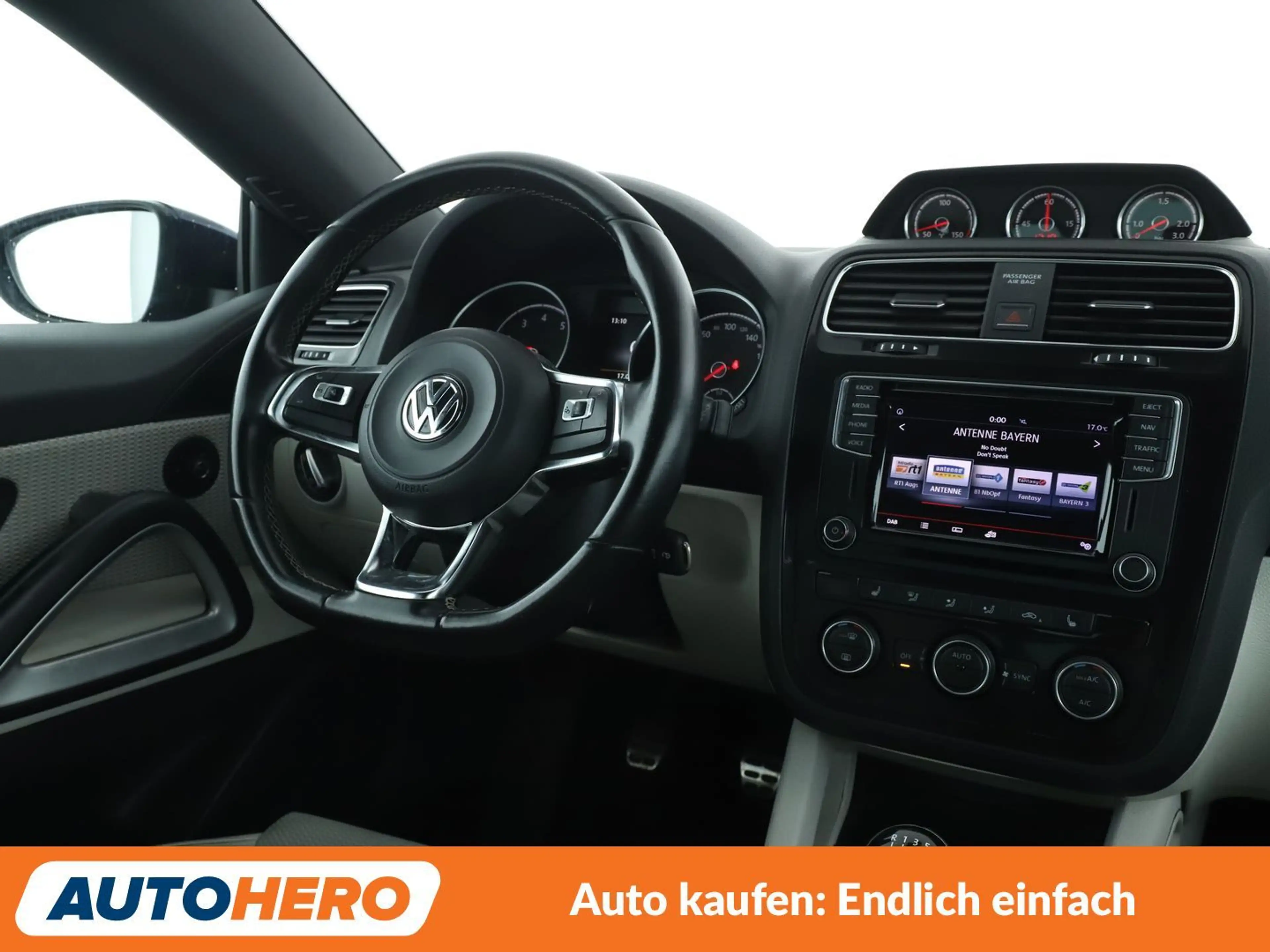 Volkswagen Scirocco 2.0 TSI BMT*XENON*TEMPO*CAM* — photo 13