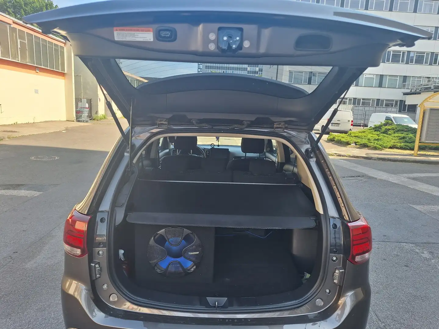 Mitsubishi Outlander 2.2 DI-D 4WD Aut. Diamant Edition+ - 2