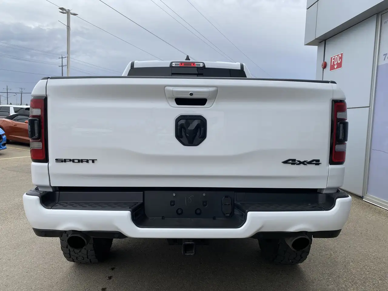 RAM 1500 снимка RAM 1500