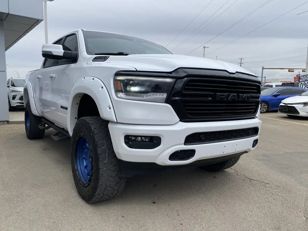 RAM 1500 снимка RAM 1500