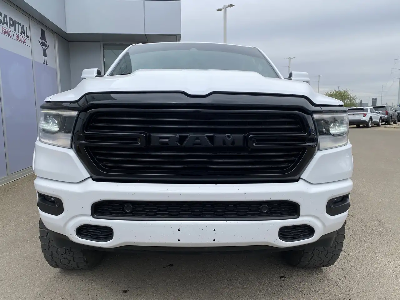 RAM 1500 снимка RAM 1500