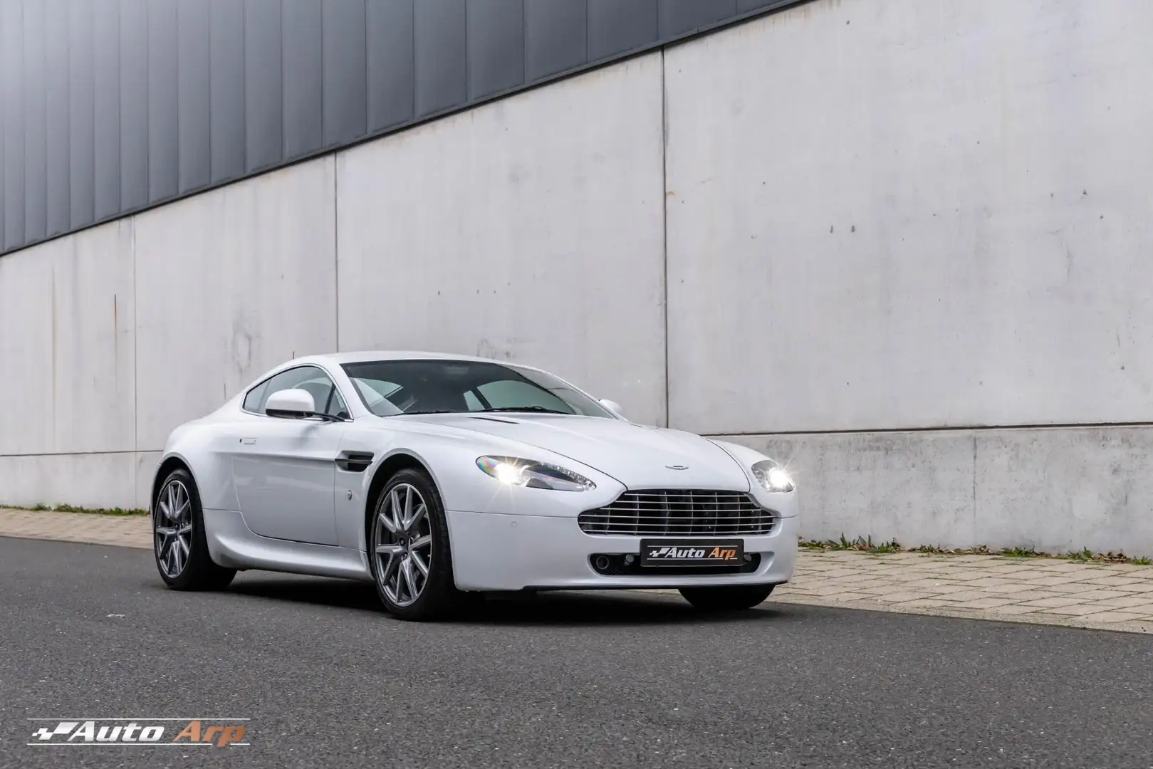 Aston Martin Vantage V8 4.7 V8 Sportshift Weiß - 2