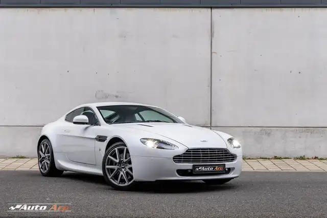 Aston Martin Vantage V8 4.7 V8 Sportshift