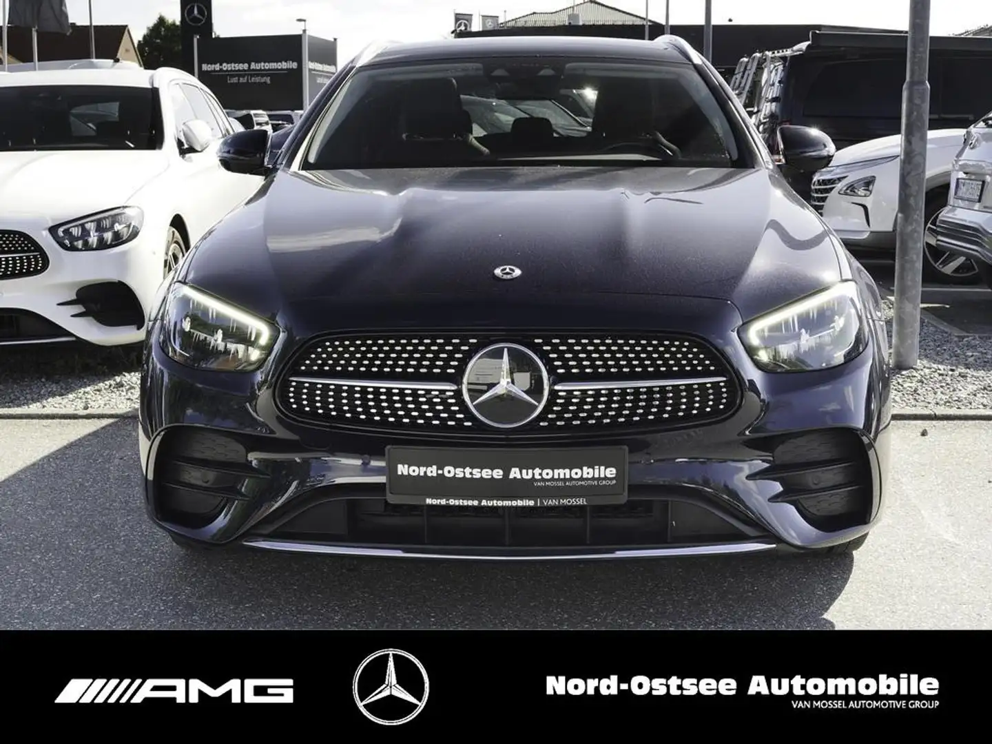 Mercedes-Benz E 300 T AMG KAMERA DISTRONIC PANO AHK BURMESTER Blu/Azzurro - 2