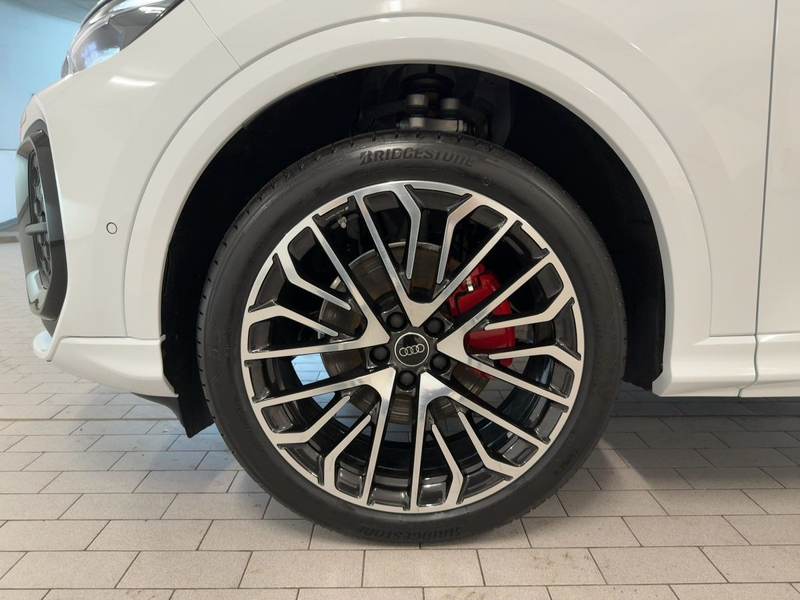 Audi Q5 TFSI quattro S tronic — photo 13