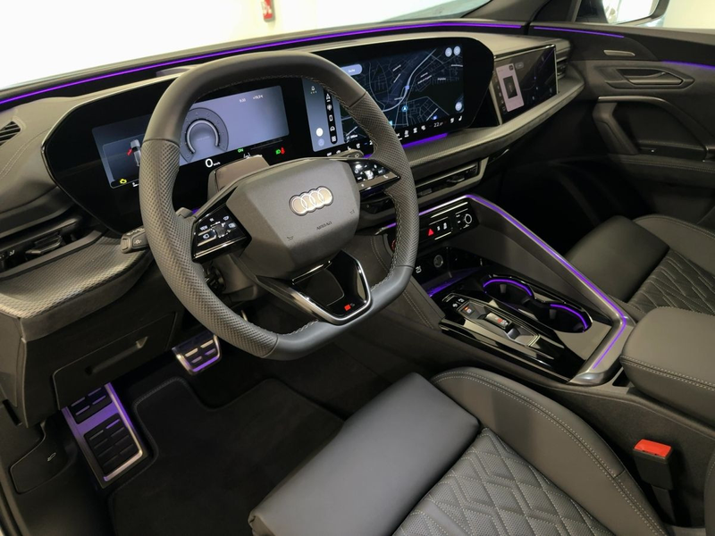 Audi Q5 TFSI quattro S tronic — photo 15