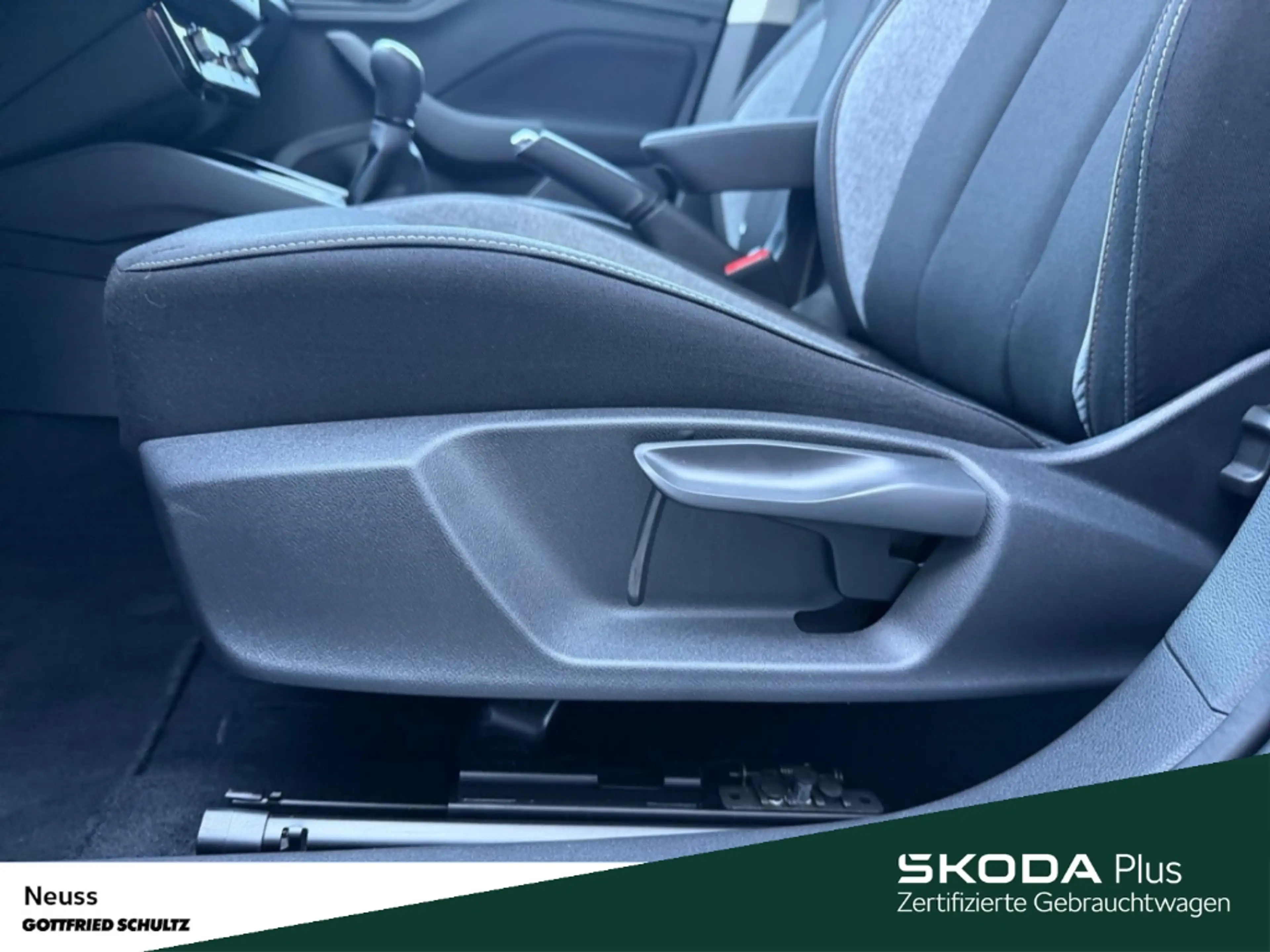Skoda Kamiq SELECTION TSI SMART-LINK EINPARKHILFE SITZHEIZUNG — photo 14